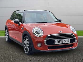 Used MINI Hatch 2018 for sale - 78880350: Photo
