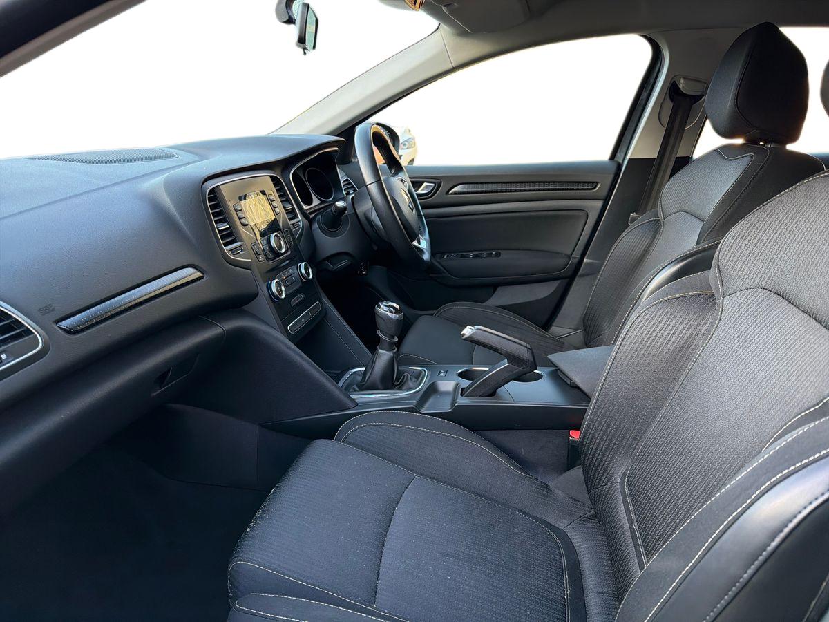 Used Renault Megane 2017 for sale - 77010263: Photo 10