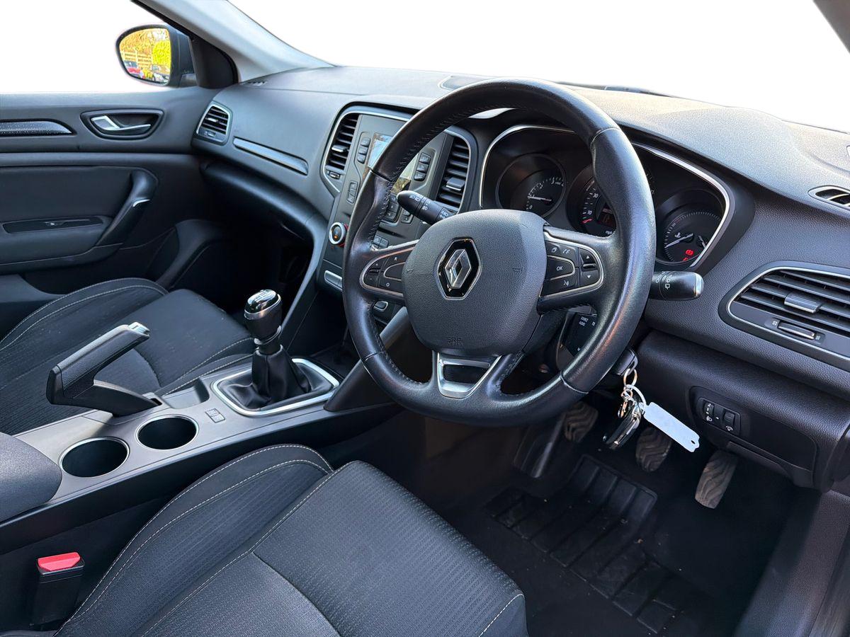 Used Renault Megane 2017 for sale - 77010263: Photo 15