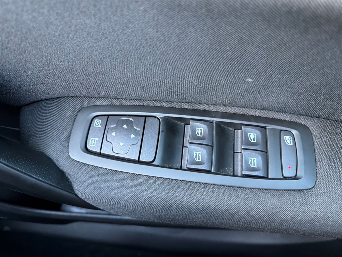 Used Renault Megane 2017 for sale - 77010263: Photo 20