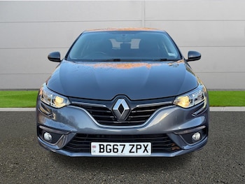 Used Renault Megane 2017 for sale - 77010263: Photo