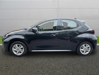 Used Mazda Mazda2 HYBRID 2023 for sale - 78472613: Photo