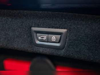 Used BMW 7 Series 2021 for sale - 76501055: Photo