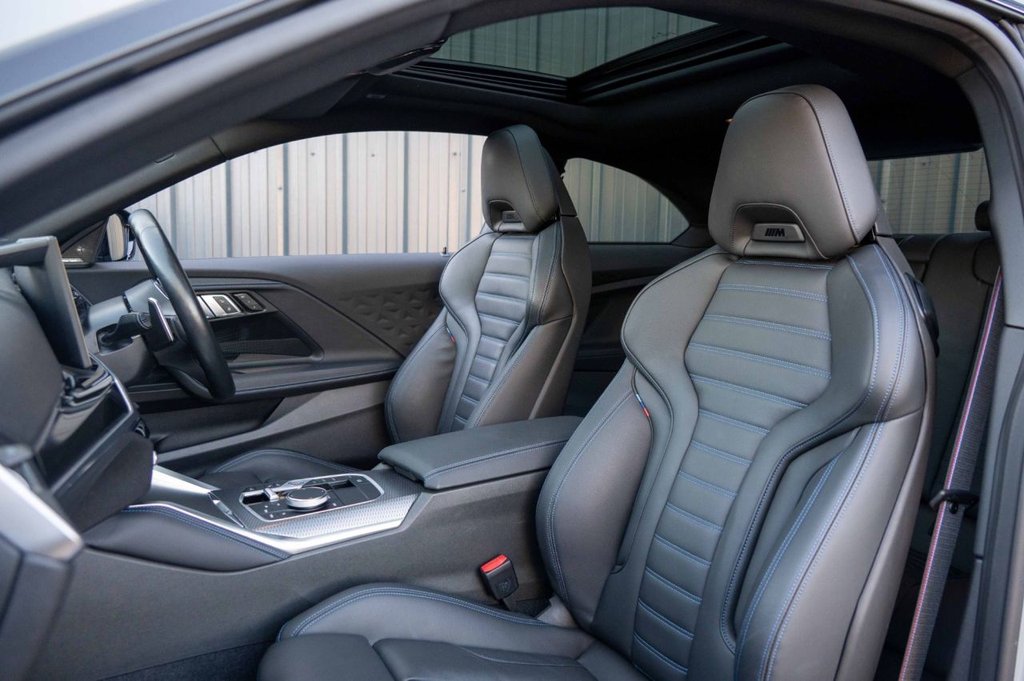 Used BMW 2 Series 2023 for sale - 76582648: Photo 2