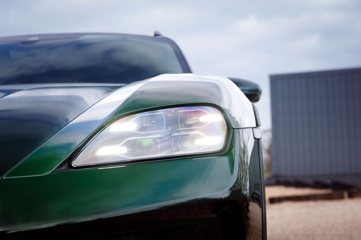 Used Porsche Taycan 2024 for sale - 77932011: Photo 15