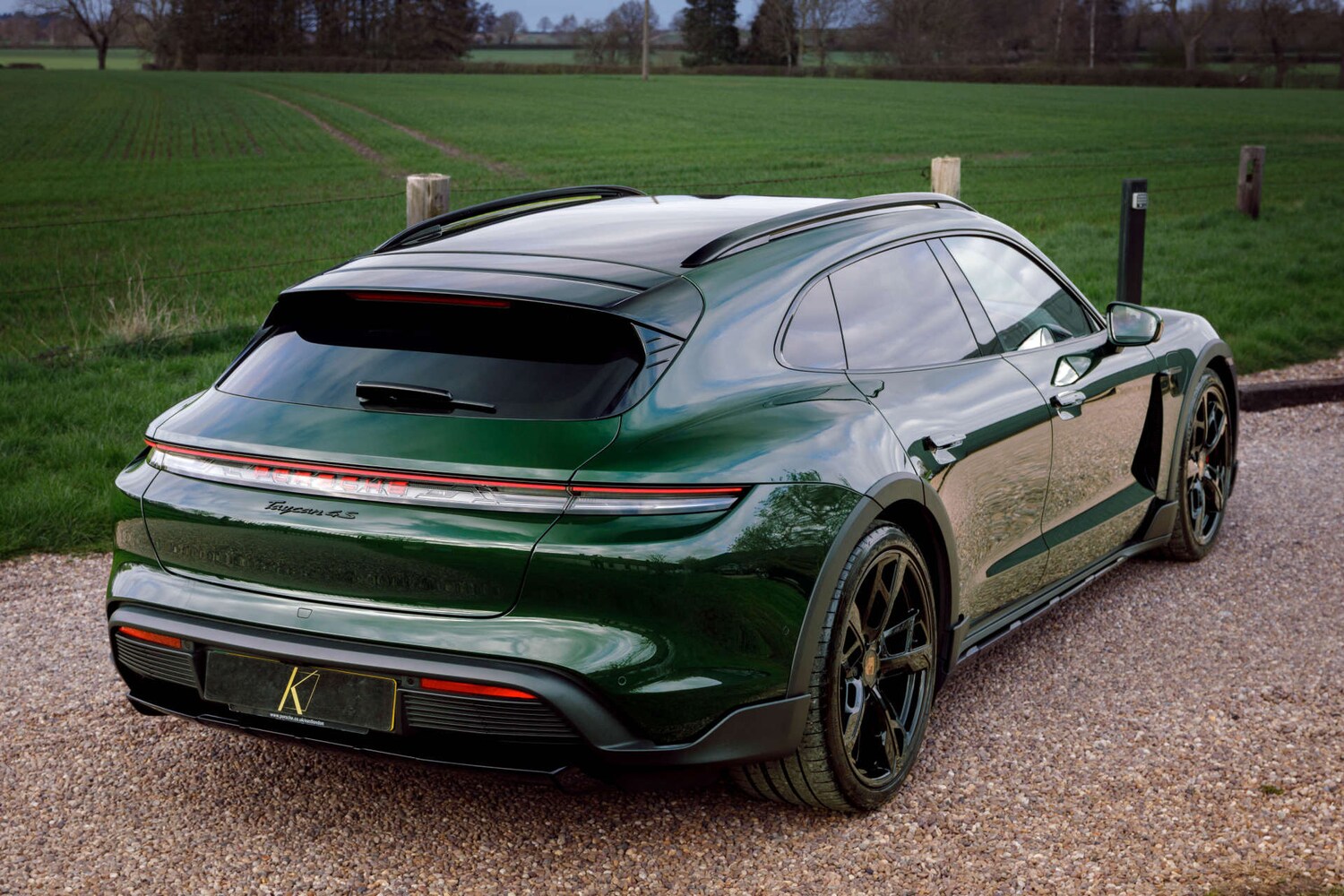 Used Porsche Taycan 2024 for sale - 77932011: Photo 18