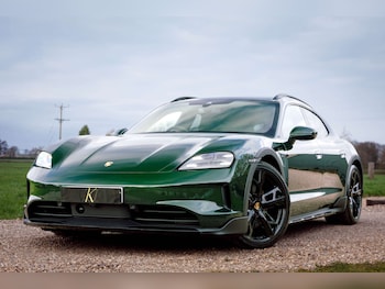 Used Porsche Taycan 2024 for sale - 77932011: Photo