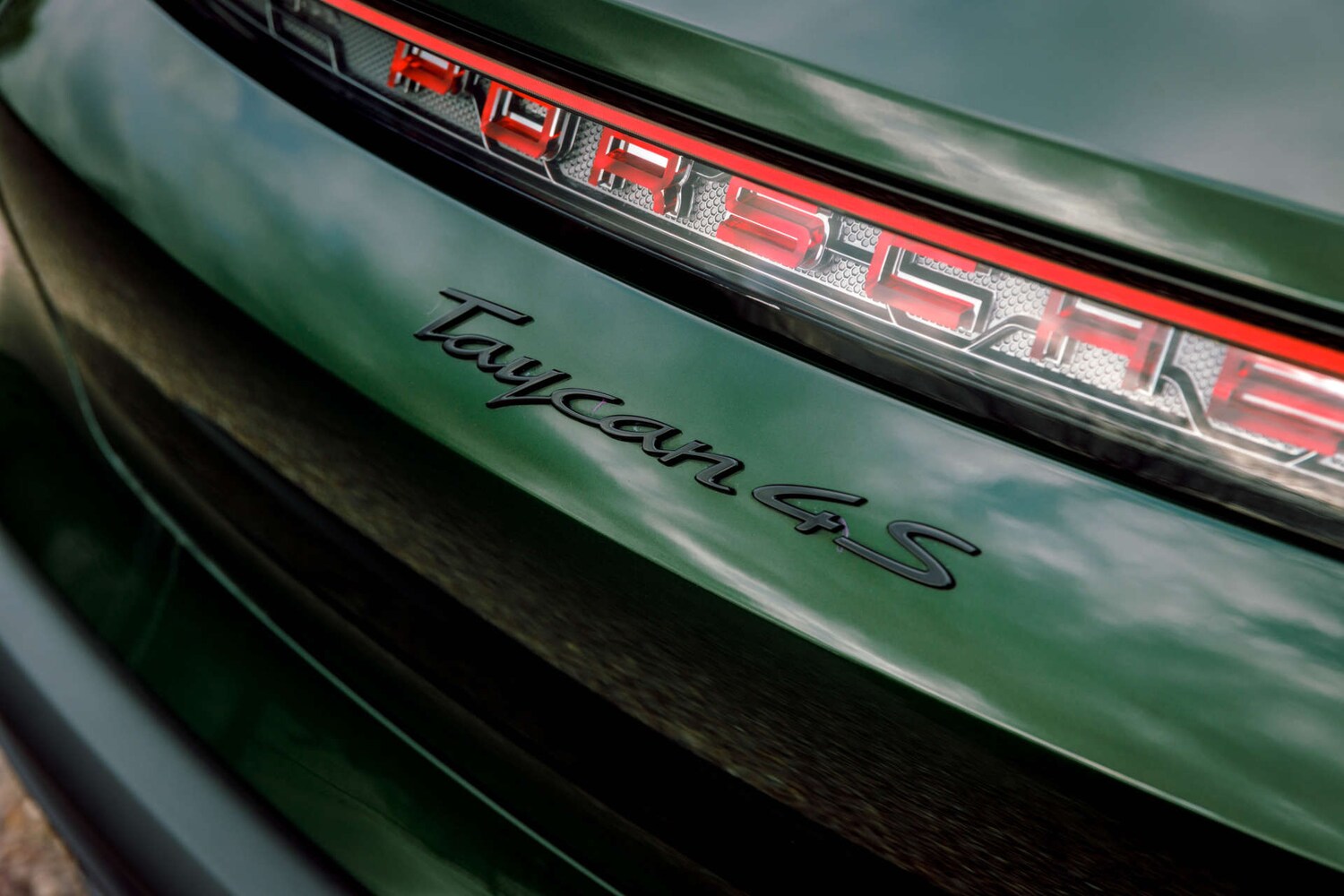 Used Porsche Taycan 2024 for sale - 77932011: Photo 20