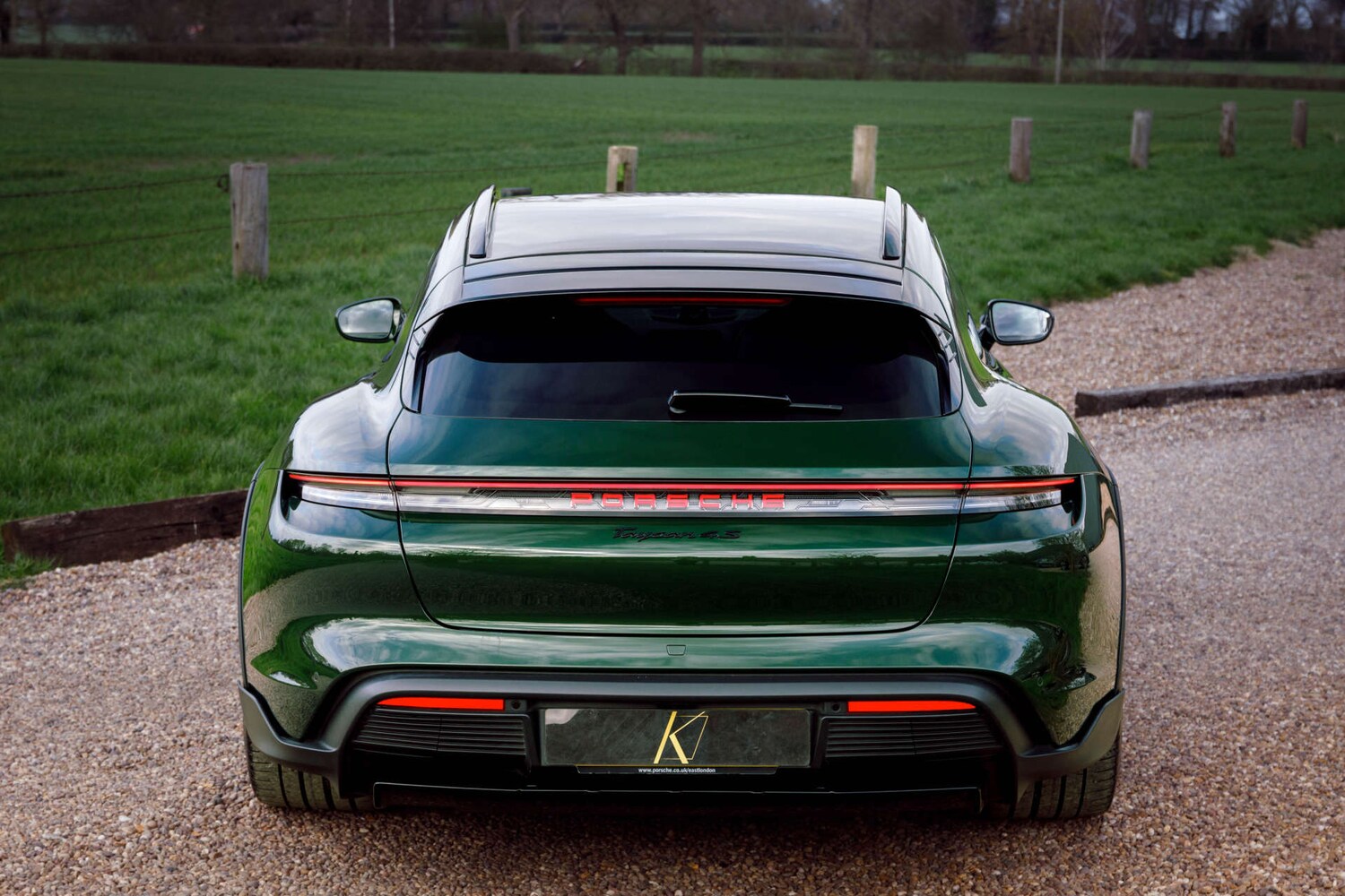 Used Porsche Taycan 2024 for sale - 77932011: Photo 24