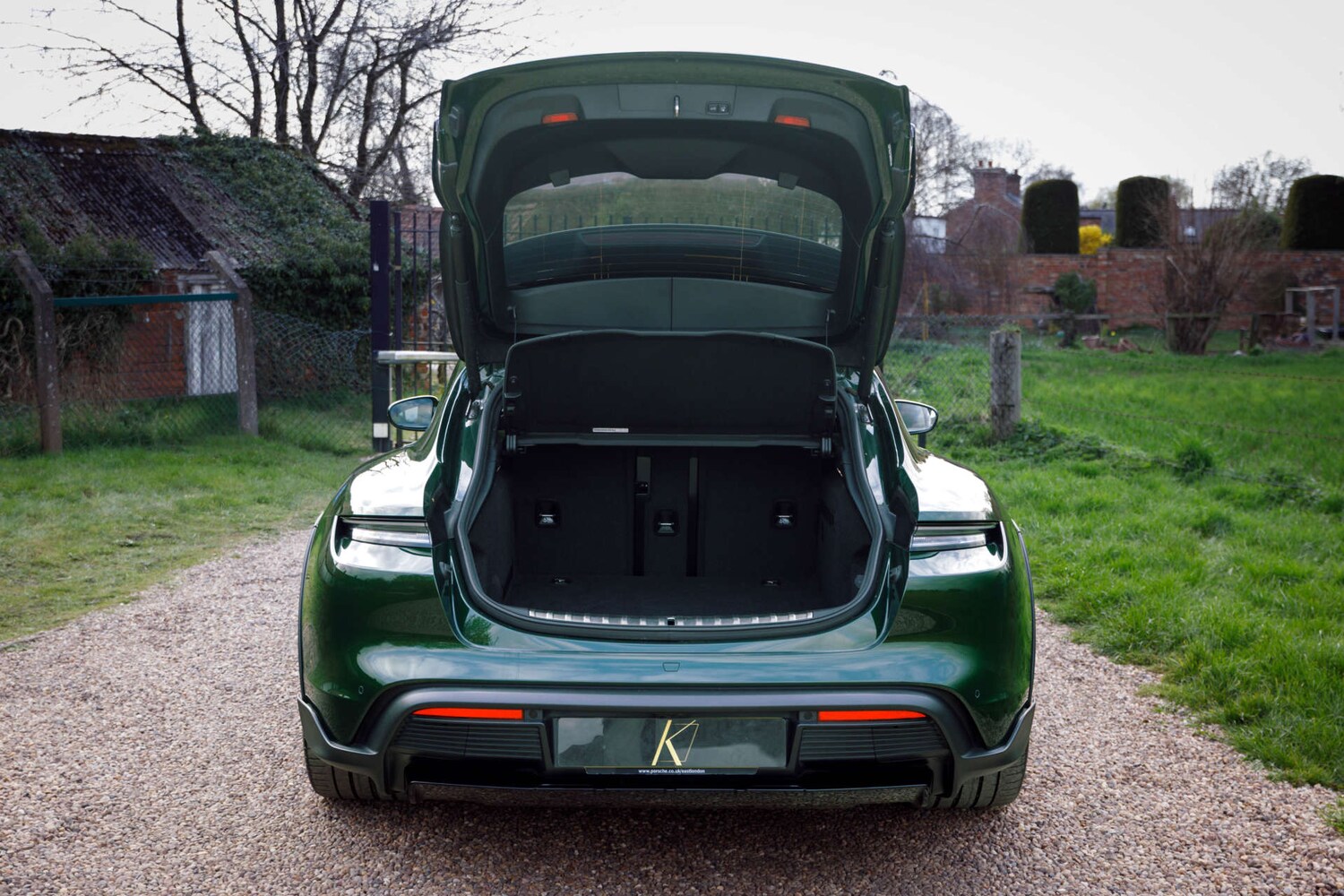 Used Porsche Taycan 2024 for sale - 77932011: Photo 28