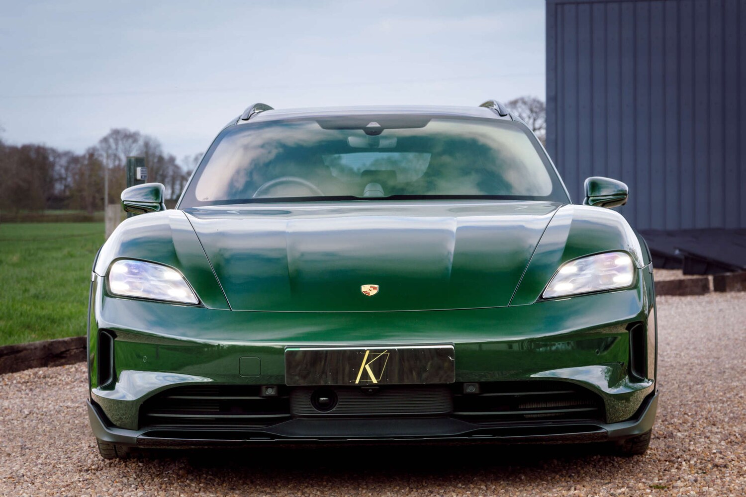 Used Porsche Taycan 2024 for sale - 77932011: Photo 3