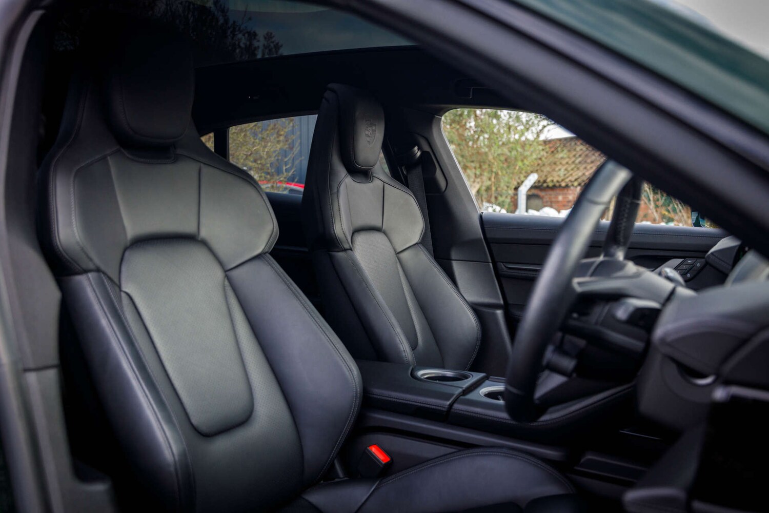 Used Porsche Taycan 2024 for sale - 77932011: Photo 34