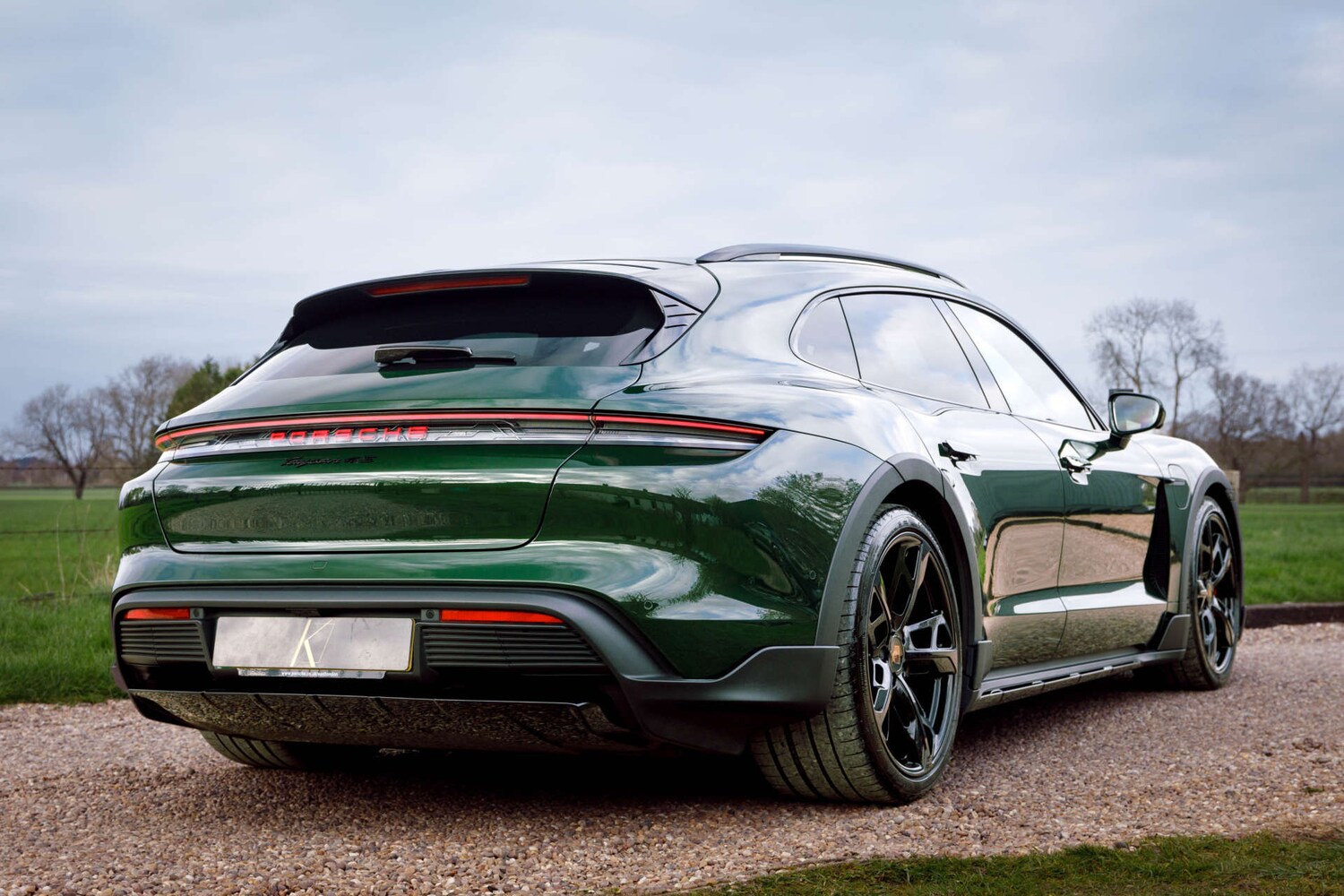 Used Porsche Taycan 2024 for sale - 77932011: Photo 5