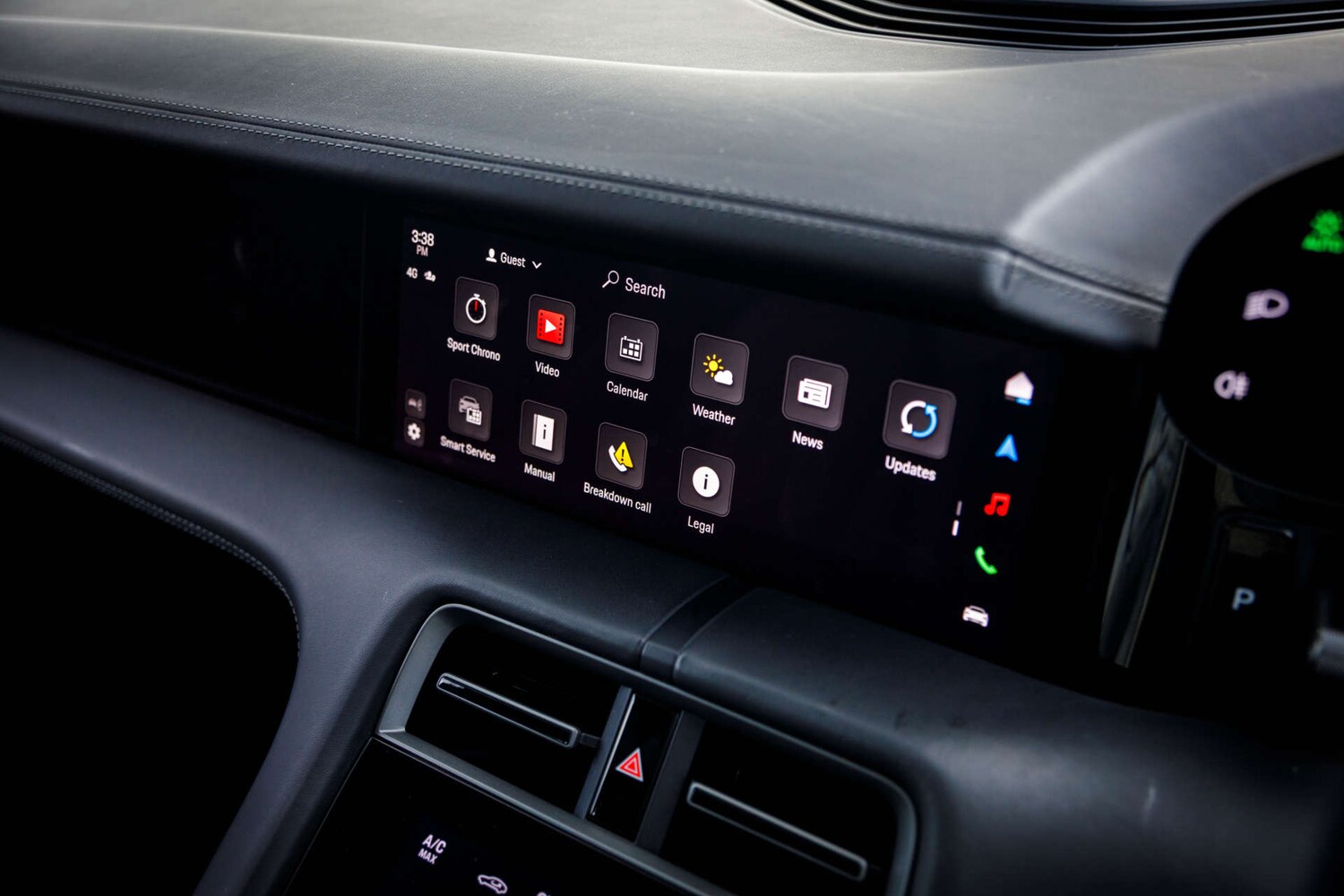 Used Porsche Taycan 2024 for sale - 77932011: Photo 63