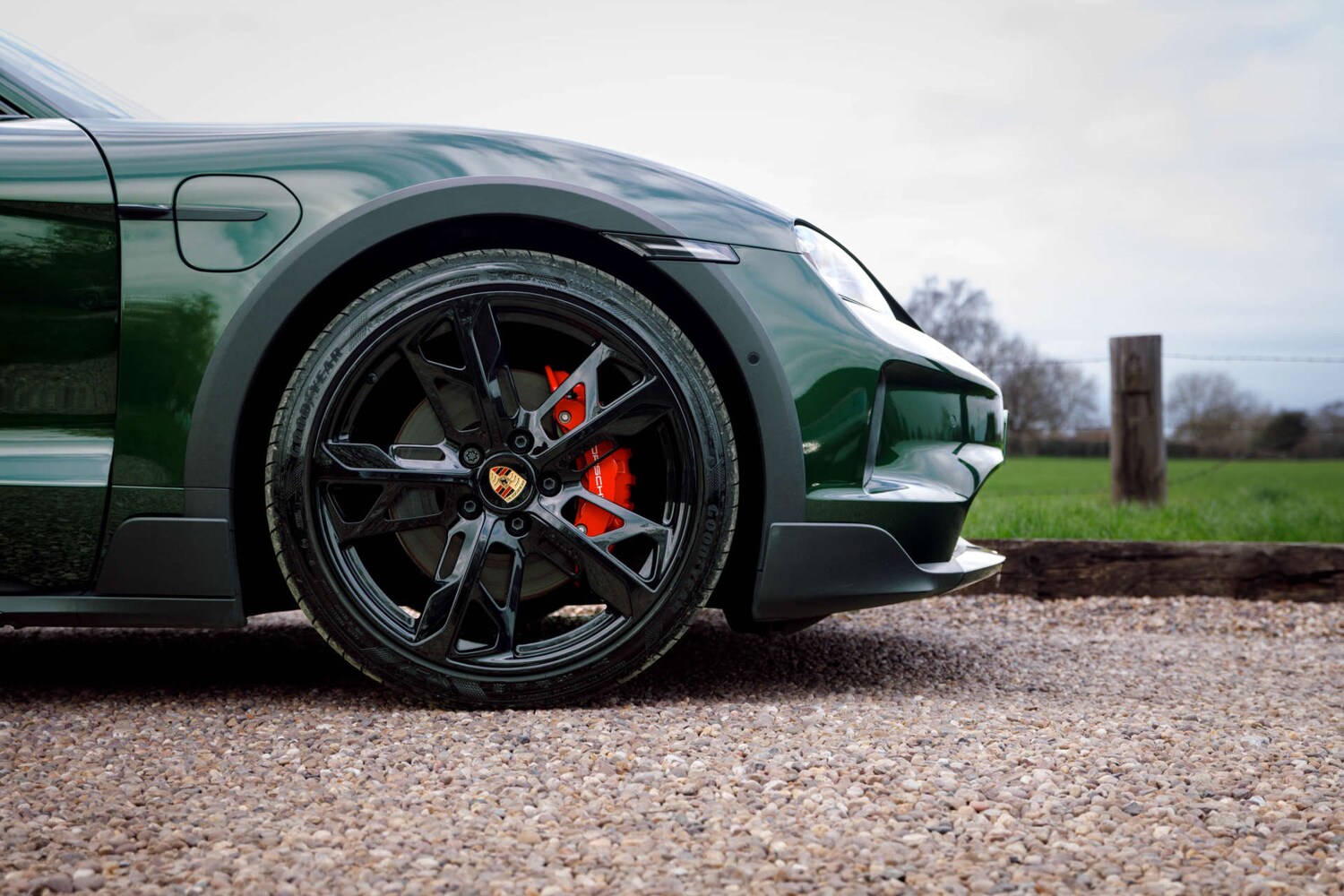 Used Porsche Taycan 2024 for sale - 77932011: Photo 8