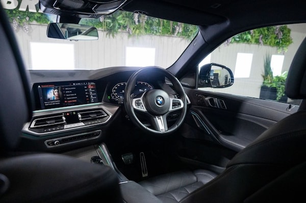 Used BMW X6 2023 for sale - 76132974: Photo 2