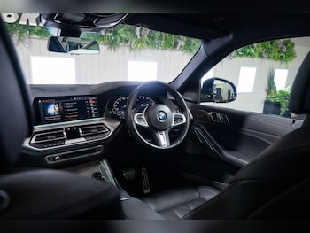 Used BMW X6 2023 for sale - 76132974: Photo 2