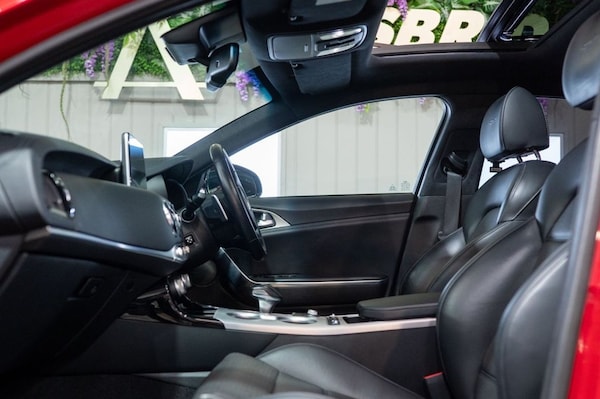 Used Kia Stinger 2019 for sale - 76111968: Photo 26