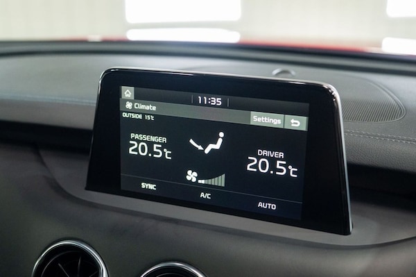 Used Kia Stinger 2019 for sale - 76111968: Photo 36