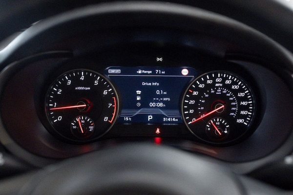 Used Kia Stinger 2019 for sale - 76111968: Photo 44