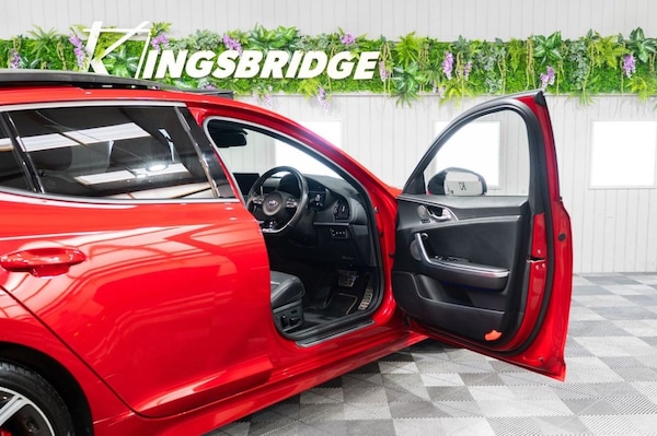 Used Kia Stinger 2019 for sale - 76111968: Photo 9