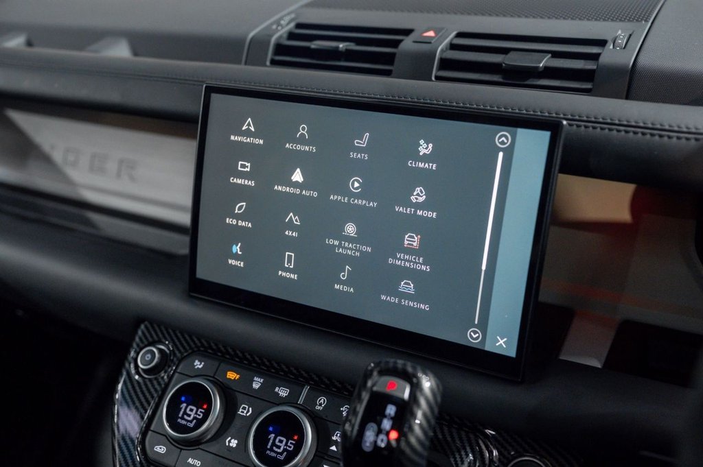 Used Land Rover Defender 2023 for sale - 77355658: Photo 28