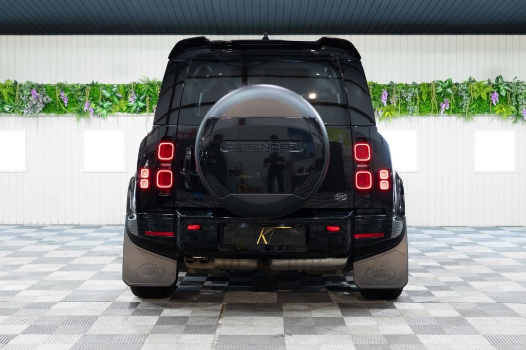 Used Land Rover Defender 2023 for sale - 77355658: Photo 4