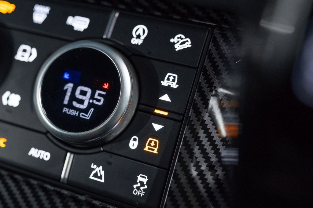 Used Land Rover Defender 2023 for sale - 77355658: Photo 49