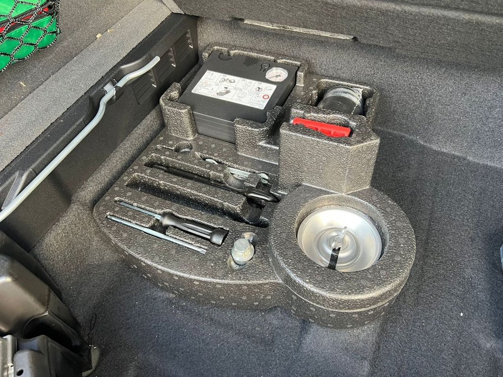 Used Porsche Cayenne 2019 for sale - 76856328: Photo 13