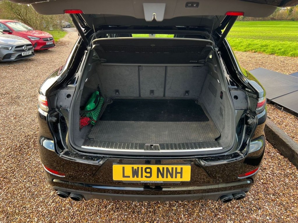 Used Porsche Cayenne 2019 for sale - 76856328: Photo 14