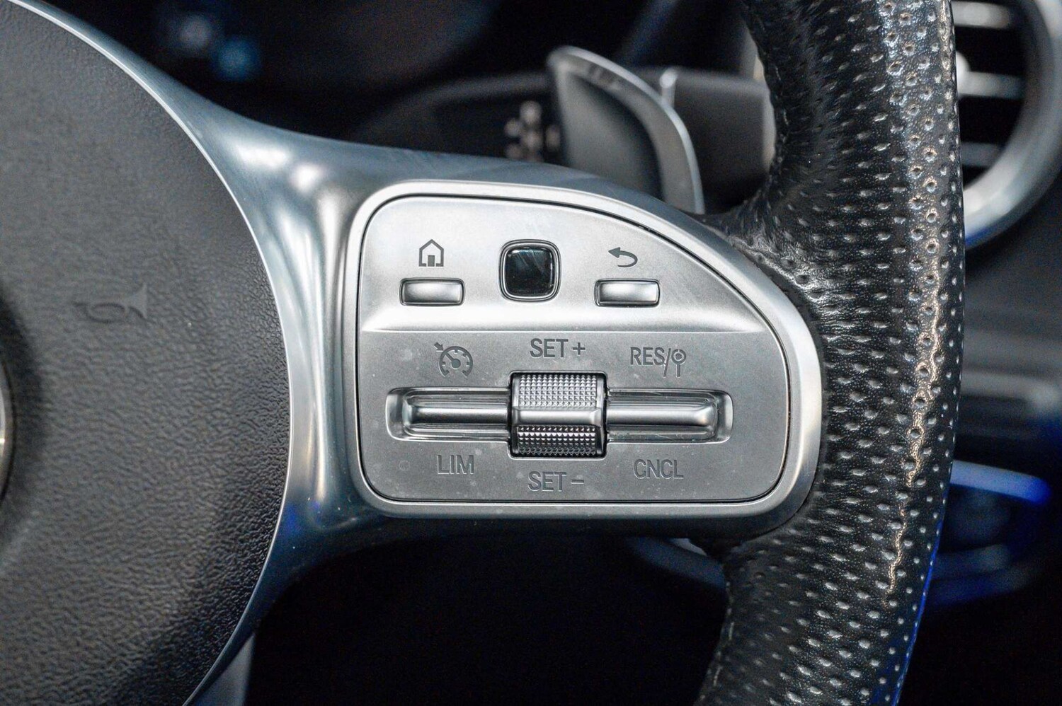 Used Mercedes-Benz GLC 2020 for sale - 77460288: Photo 40