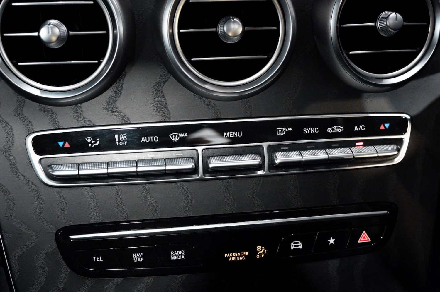 Used Mercedes-Benz GLC 2020 for sale - 77460288: Photo 42