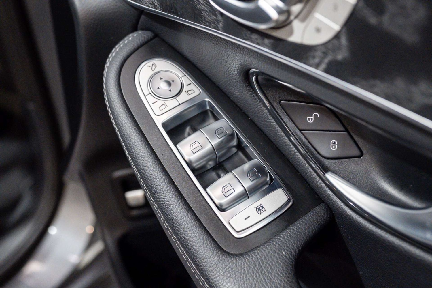 Used Mercedes-Benz GLC 2020 for sale - 77460288: Photo 53