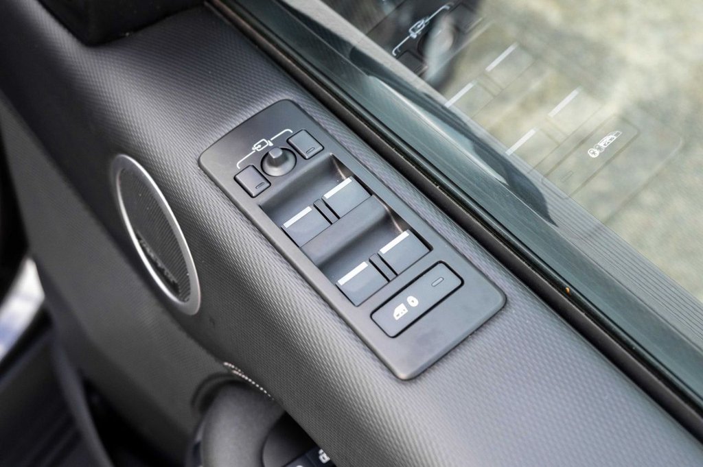 Used Land Rover Discovery 2023 for sale - 76900622: Photo 20