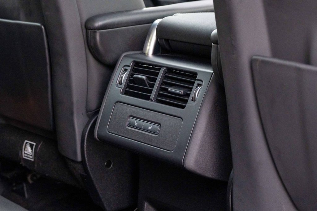 Used Land Rover Discovery 2023 for sale - 76900622: Photo 33