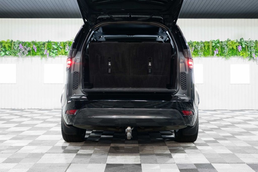 Used Land Rover Discovery 2023 for sale - 76900622: Photo 9