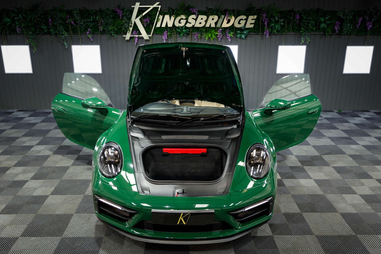 Used Porsche 911 2023 for sale - 77639552: Photo 28