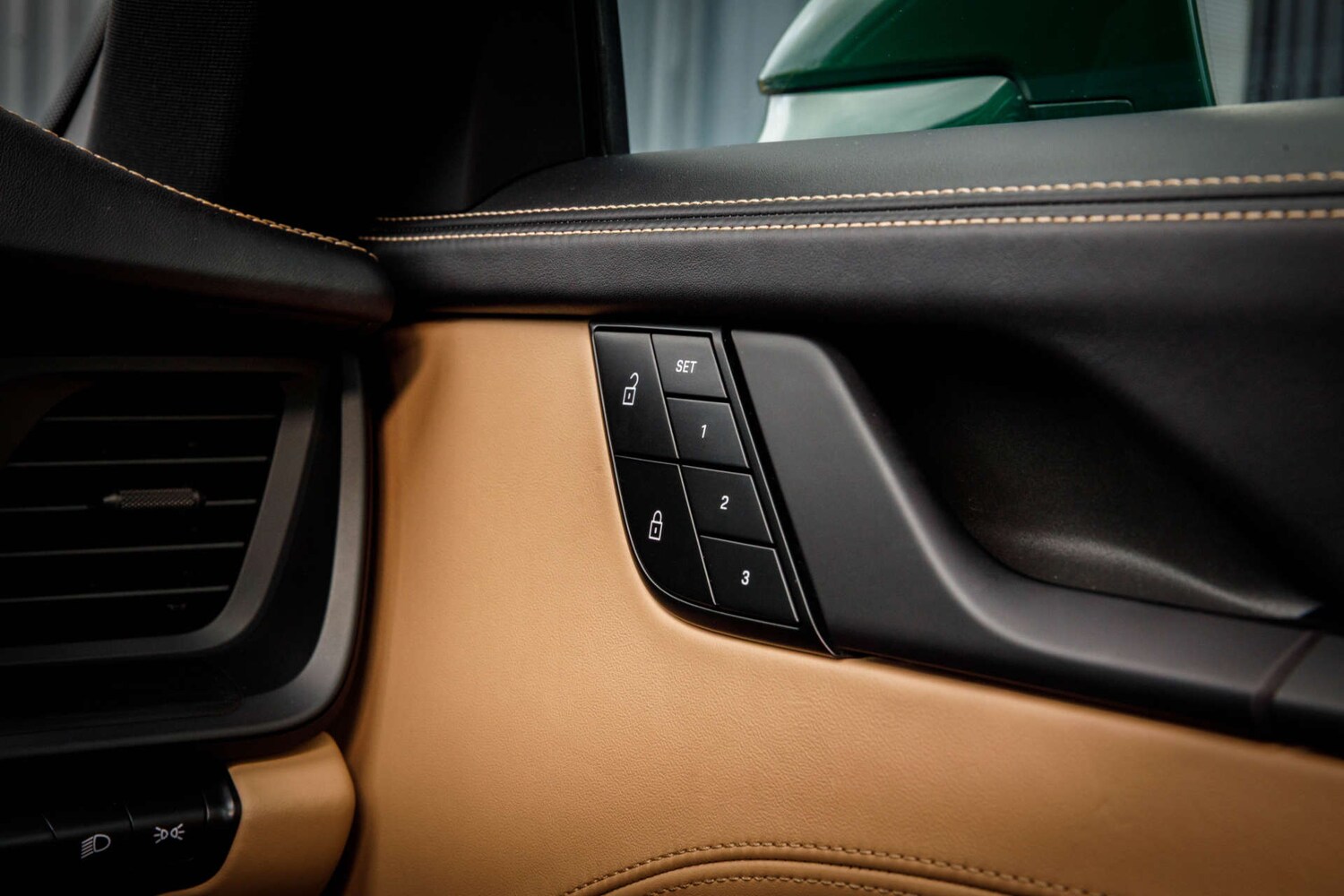 Used Porsche 911 2023 for sale - 77639552: Photo 49