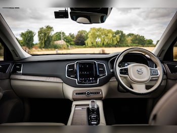 Used Volvo XC90 2021 for sale - 79596265: Photo