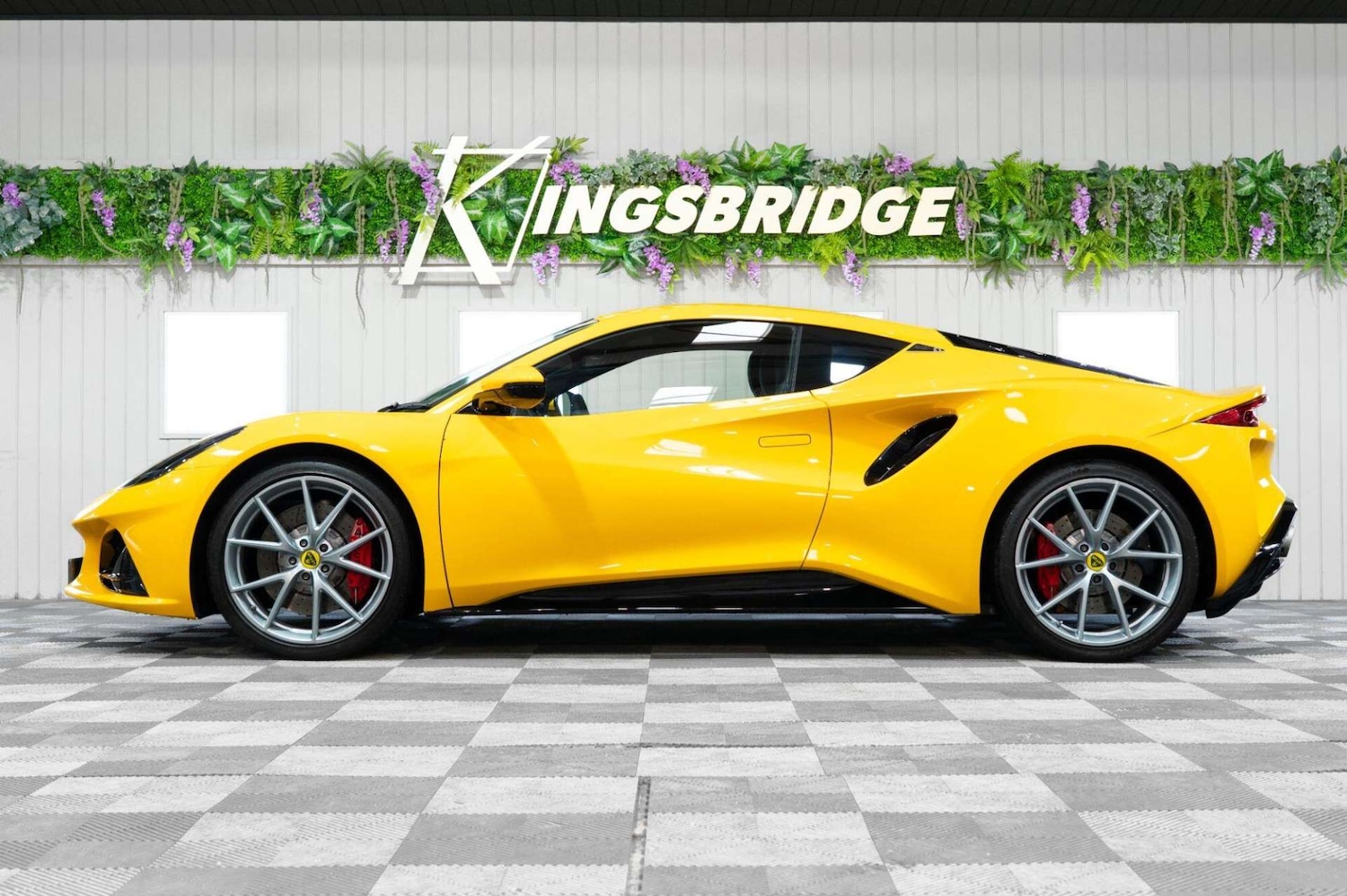 Used Lotus Emira 2022 for sale - 77460282: Photo 2