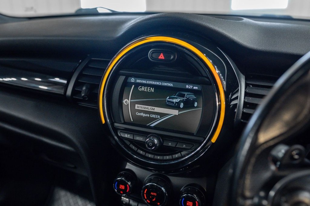 Used MINI Hatch 2019 for sale - 76350647: Photo 21