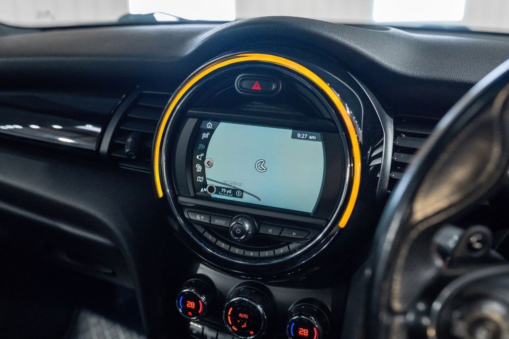Used MINI Hatch 2019 for sale - 76350647: Photo 23