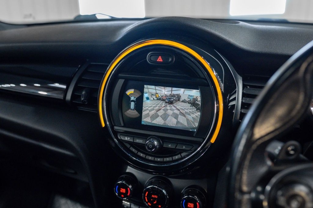 Used MINI Hatch 2019 for sale - 76350647: Photo 28