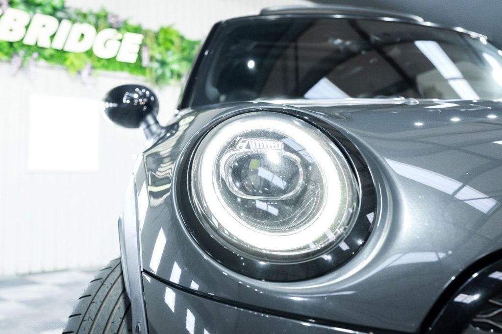 Used MINI Hatch 2019 for sale - 76350647: Photo 41