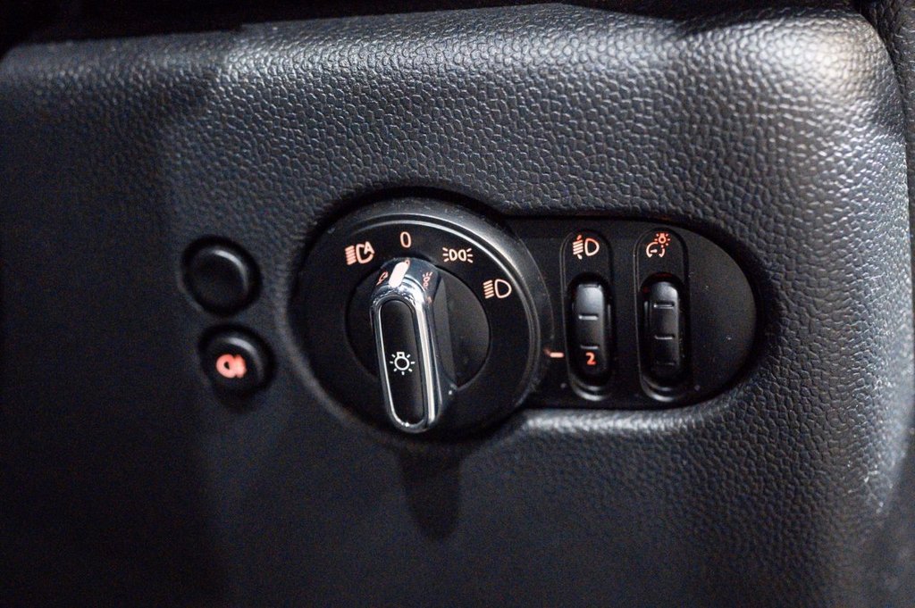 Used MINI Hatch 2019 for sale - 76350647: Photo 45