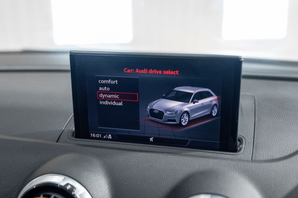 Used Audi RS3 2019 for sale - 76453932: Photo 17