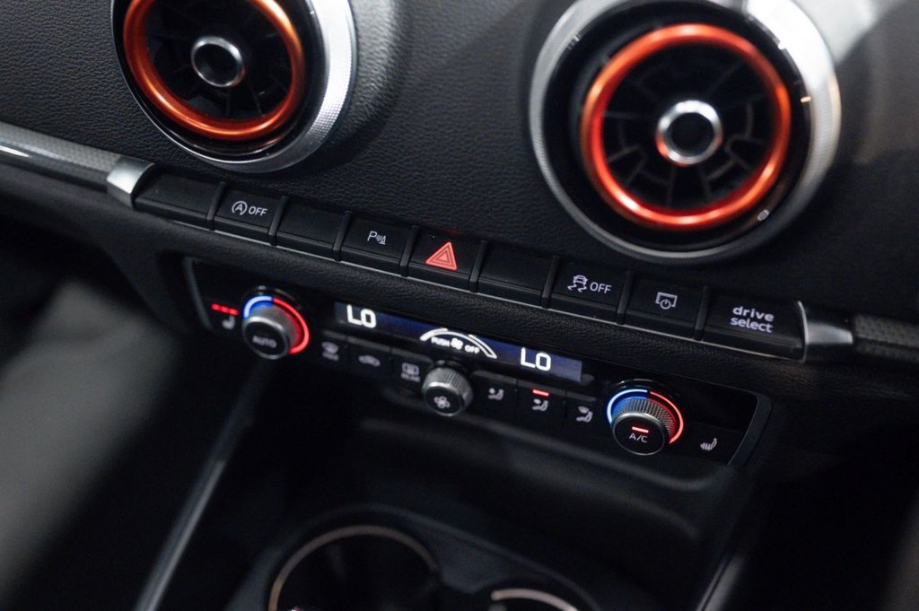 Used Audi RS3 2019 for sale - 76453932: Photo 31