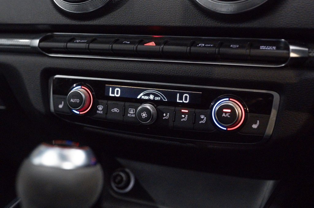 Used Audi RS3 2019 for sale - 76453932: Photo 34