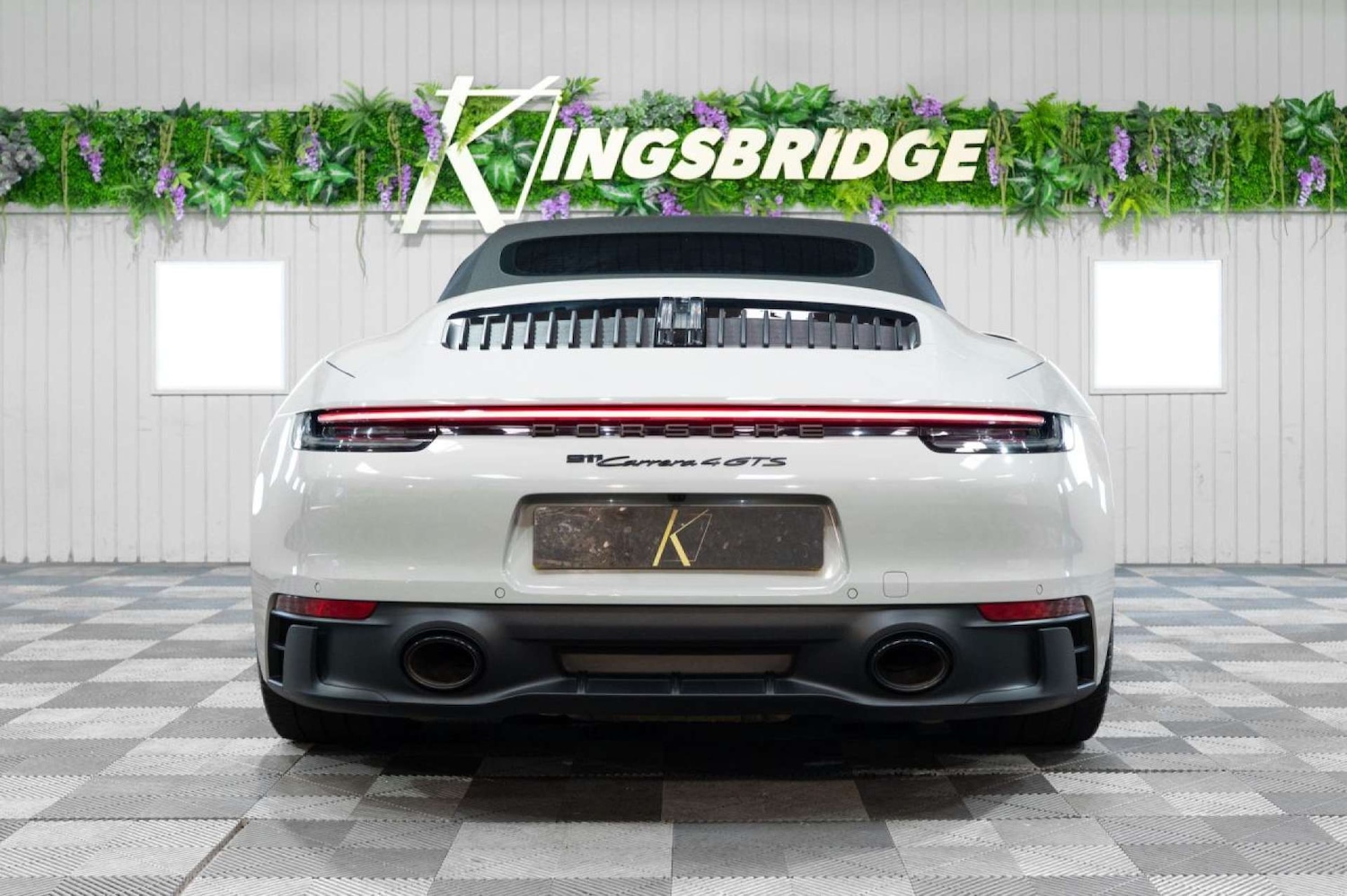 Used Porsche 911 2023 for sale - 77643184: Photo 14