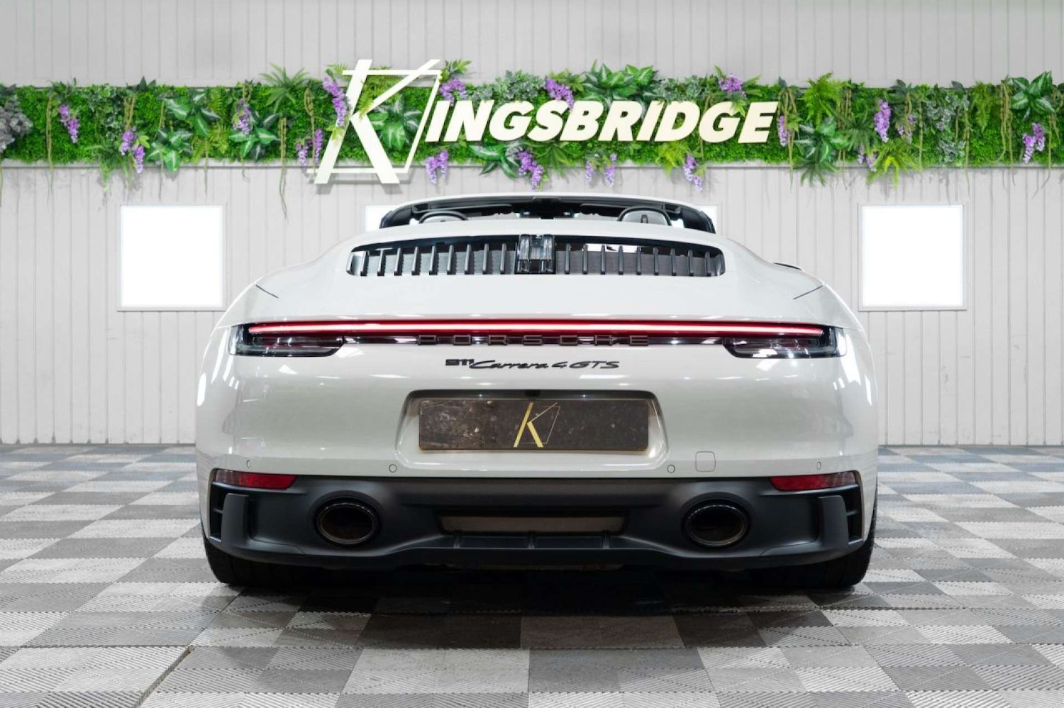 Used Porsche 911 2023 for sale - 77643184: Photo 4